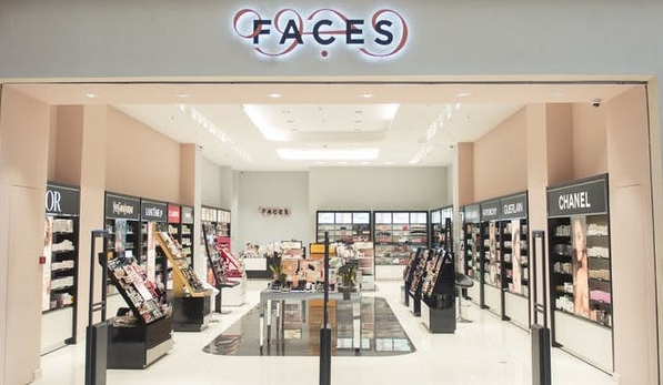 Faces Arribat Center